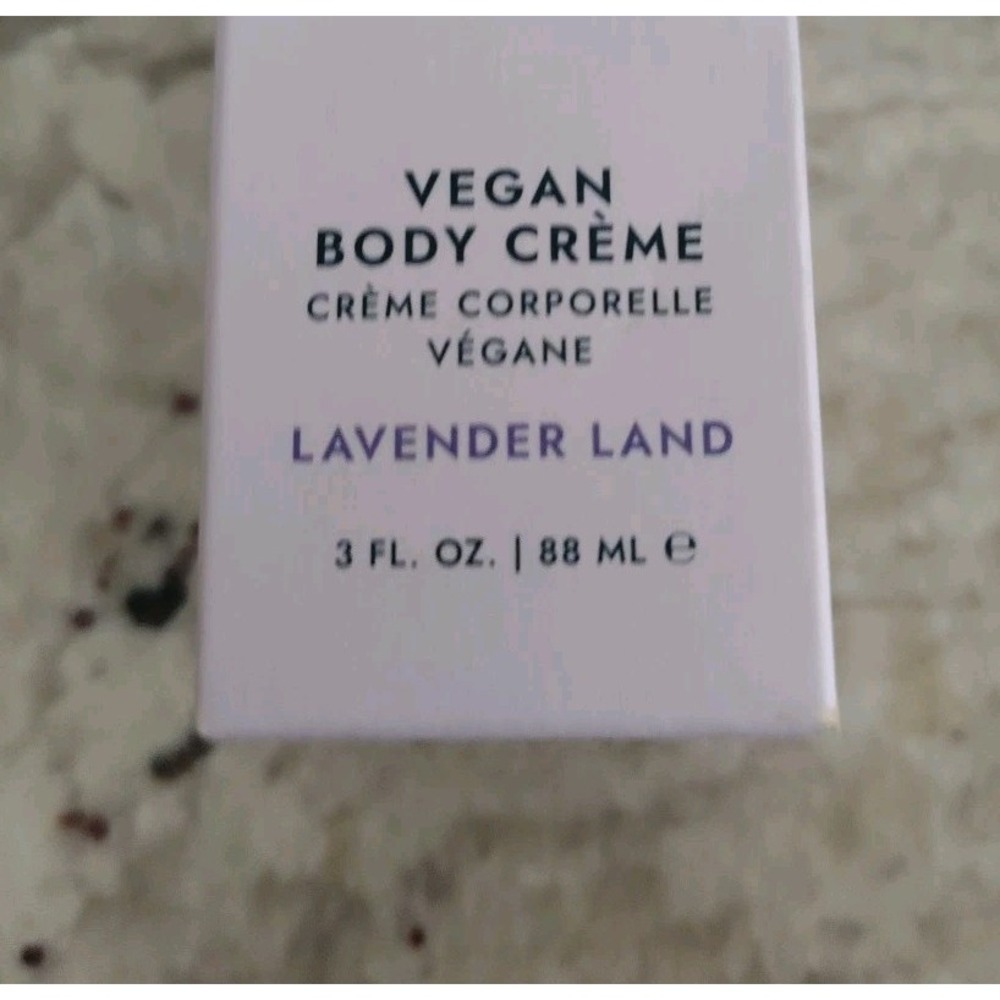 NEW, Voesh New York Vegan Body Creme Lavender Land Lotion 3 Oz - Picture 3 of 10